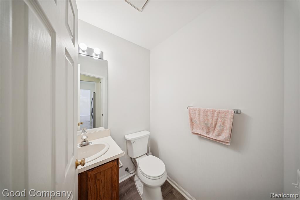 9200 North Drive, Saint Clair Shores, MI 48082 — Photo 17