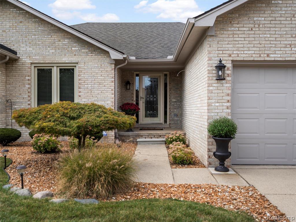53673 Cranston Drive, Macomb, MI 48042 — Photo 3