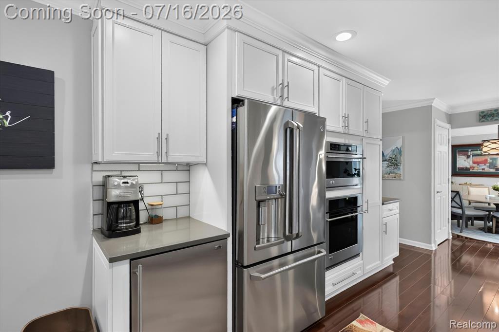 845 Abbey Lane, Milford, MI 48381 — Photo 12