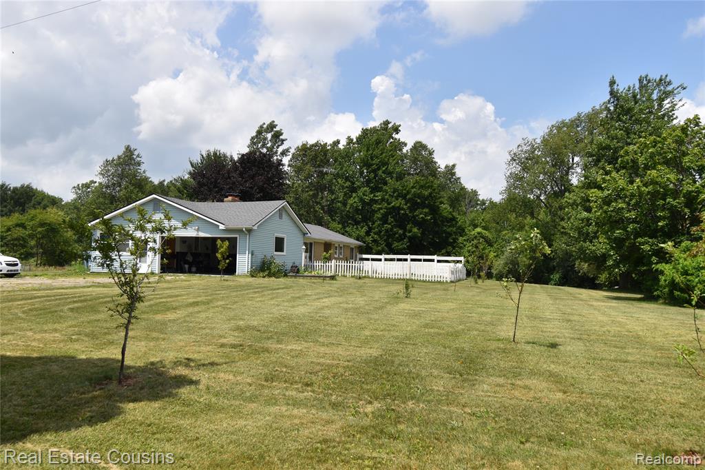 2247 Johnson Mill Road, North Branch, MI 48461