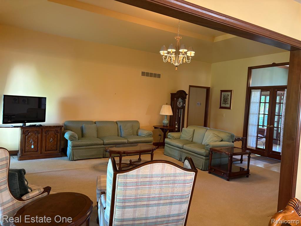 39858 Wilmette Drive Drive, Sterling Heights, MI 48313 — Photo 17