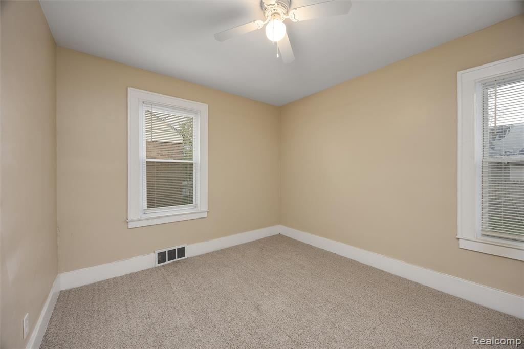10320 Crocuslawn Street, Detroit, MI 48204 — Photo 13