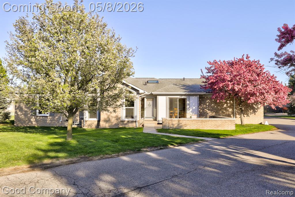 48390 Seawind Court, Utica, MI 48315 — Photo 41