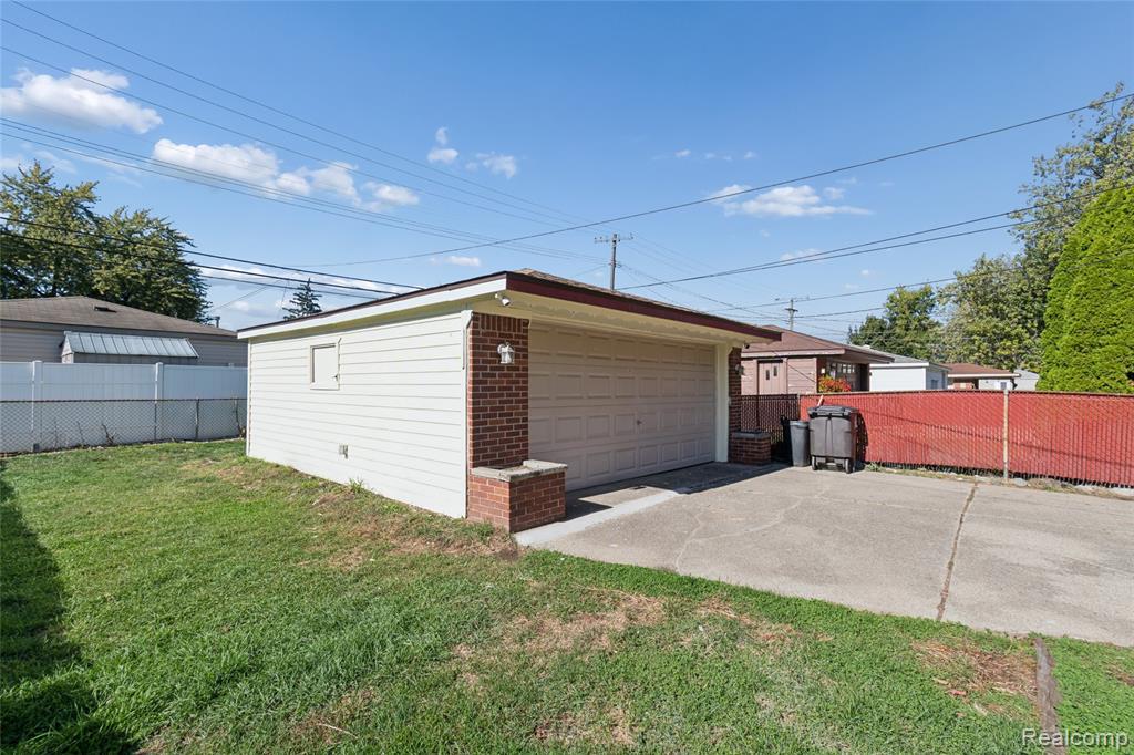 7732 Hipp Street, Taylor, MI 48180 — Photo 43