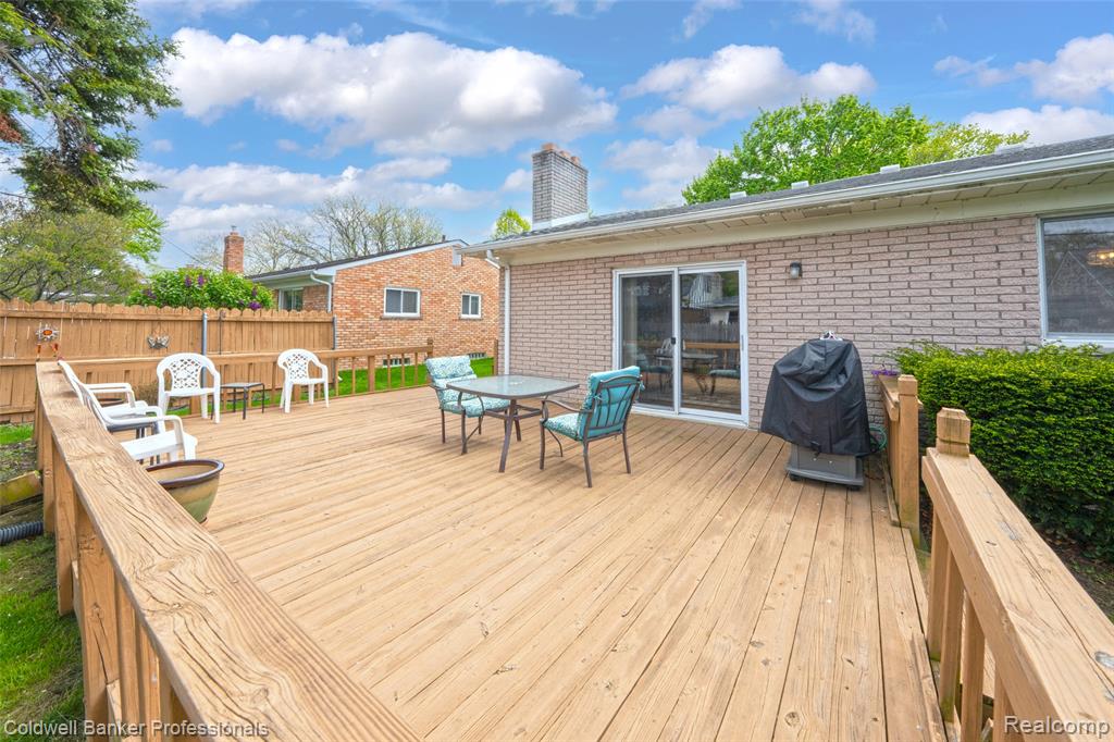 23305 N Rosedale Court, Saint Clair Shores, MI 48080 — Photo 32