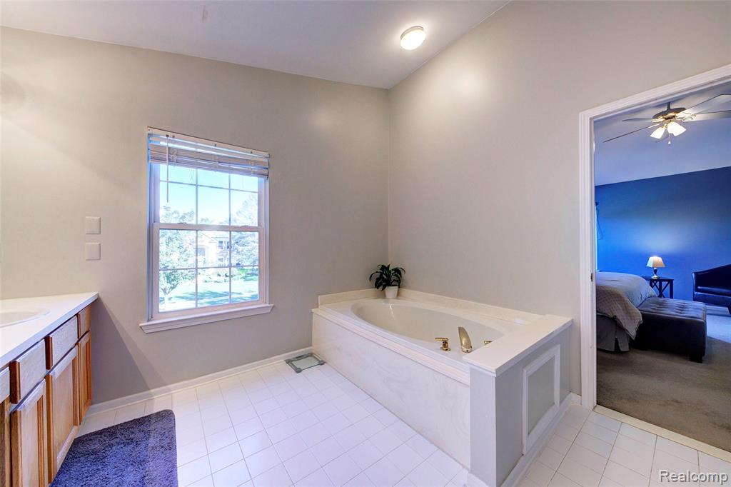 702 Westhills Drive, South Lyon, MI 48178 — Photo 51