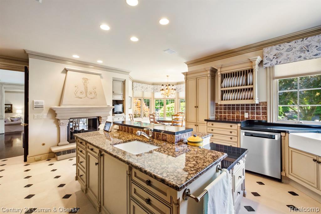 18878 Oak Leaf Lane, Northville, MI 48168 — Photo 19