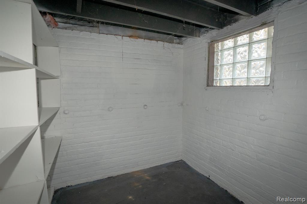 5266 Three Mile Drive, Detroit, MI 48224 — Photo 28