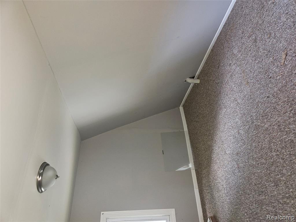 209 Park Street, Gaines Vlg, MI 48436 — Photo 7