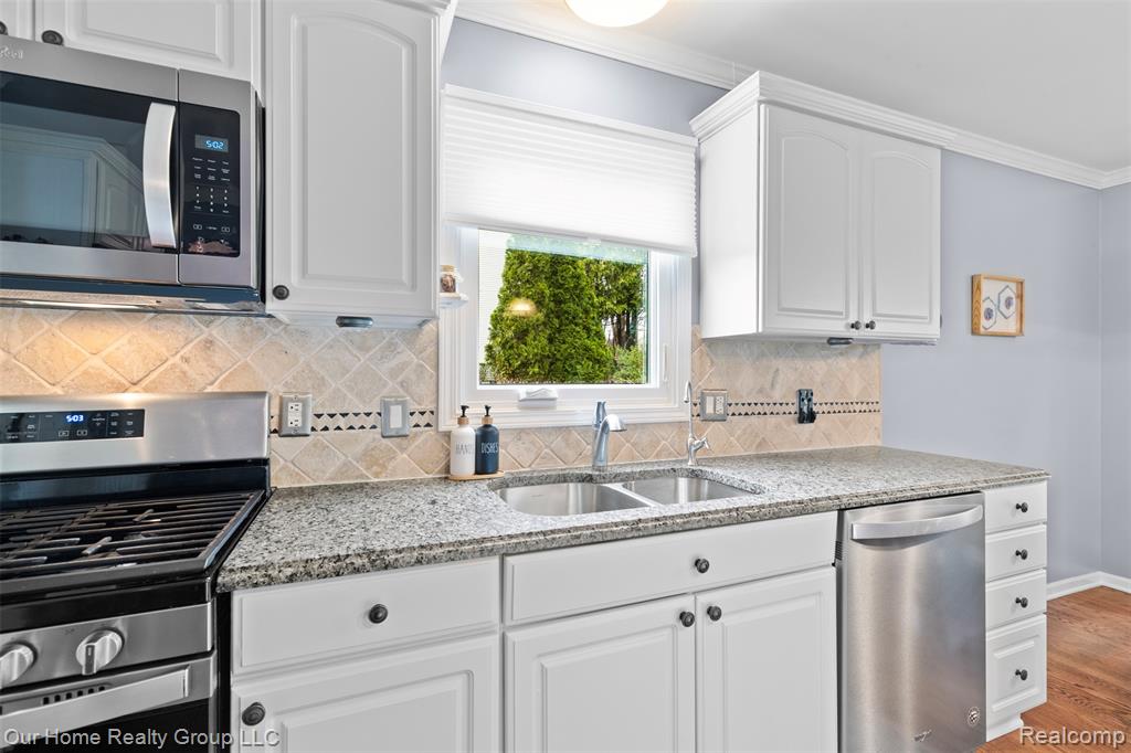 7805 Partridge Hill Drive, Brighton, MI 48116 — Photo 14