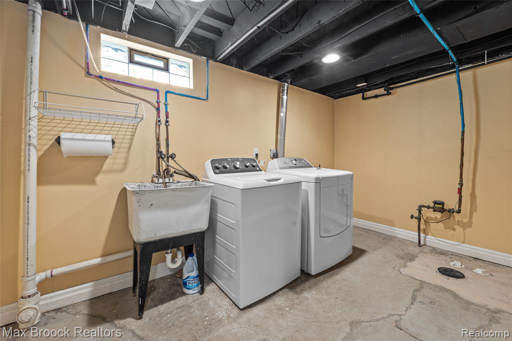 29064 Howard Avenue, Madison Heights, MI 48071 — Photo 16