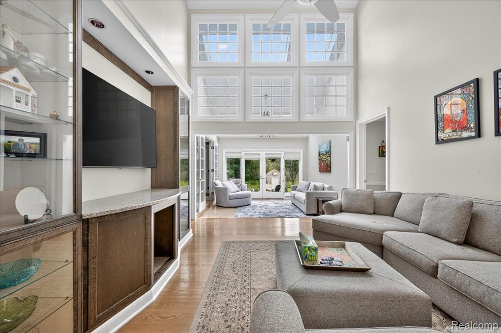 4815 Mill Creek Court, Rochester, MI 48306 — Photo 11