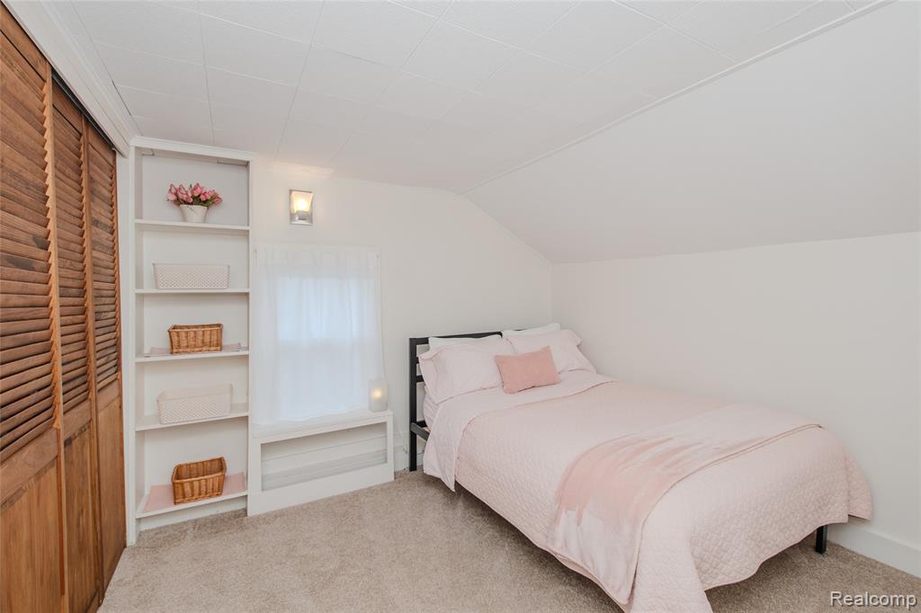 927 N Maple Avenue, Royal Oak, MI 48067 — Photo 53