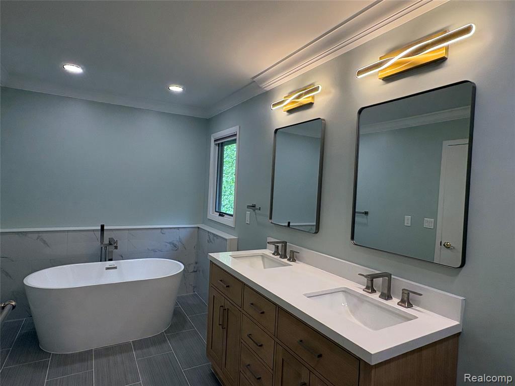 6464 DENTON, Troy, MI 48098 — Photo 19