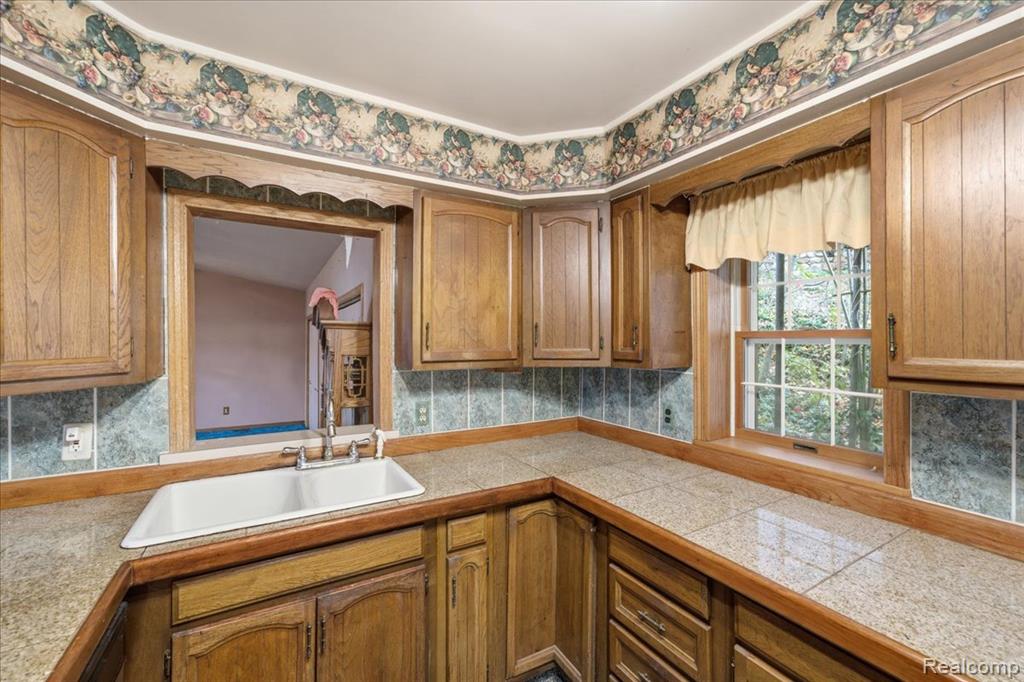5896 Silver Birch Road, Hadley, MI 48462 — Photo 12