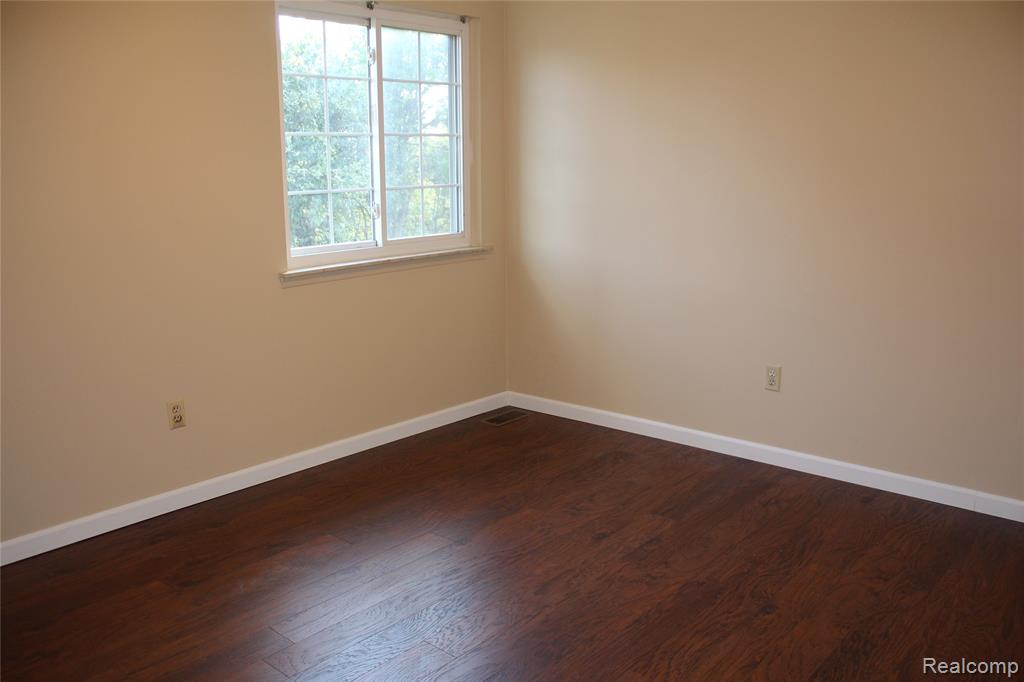789 Dressler Lane, Rochester Hills, MI 48307 — Photo 15