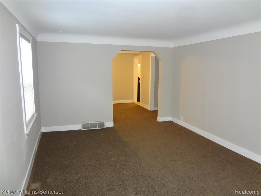 8127 Orchard Avenue, Warren, MI 48089 — Photo 2