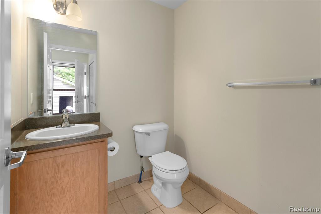5181 Yemans Street, Hamtramck, MI 48212 — Photo 10