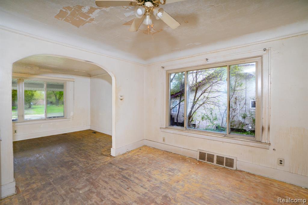 20475 San Juan Drive, Detroit, MI 48221 — Photo 6