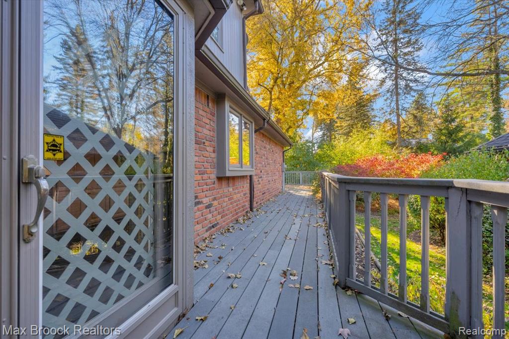 5554 Pine Brooke Court, Bloomfield Hills, MI 48304 — Photo 44