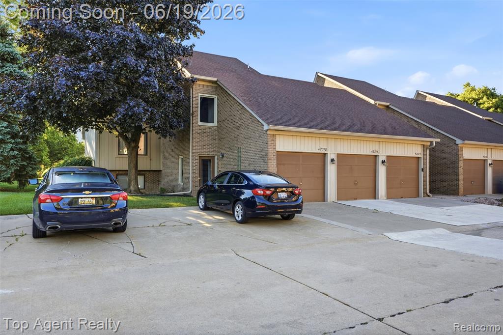 42374 Lochmoor Street, Clinton Twp, MI 48038 — Photo 43