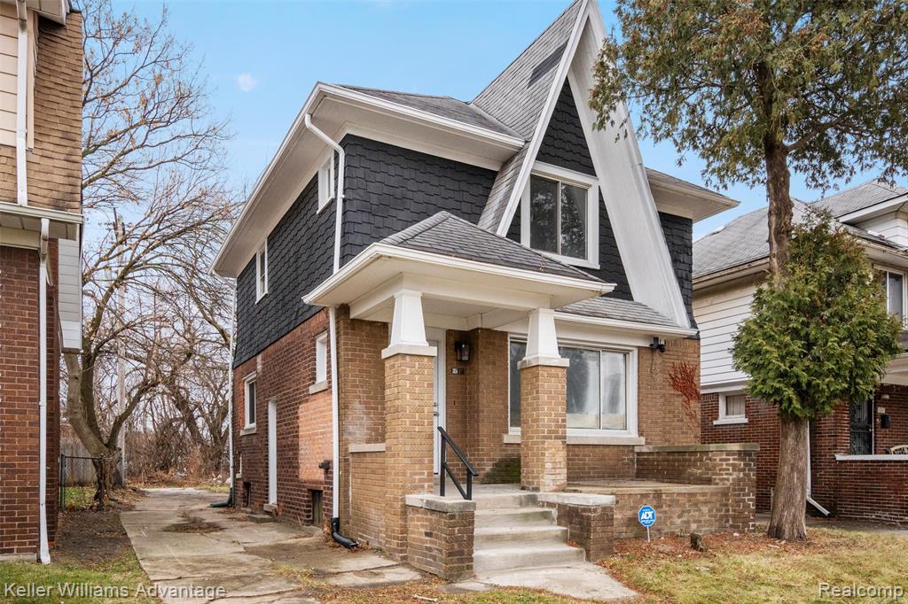 2427 Highland Street, Detroit, MI 48206 — Photo 2