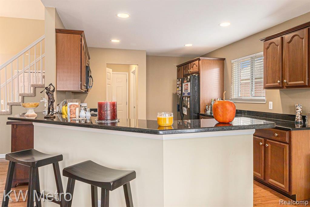 40637 LENOX PARK Drive, Novi, MI 48377 — Photo 8