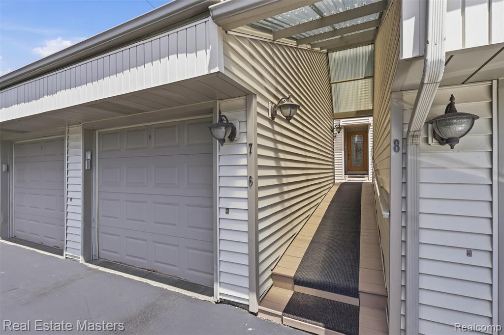 3997 River Road, 6, East China, MI — Photo 34