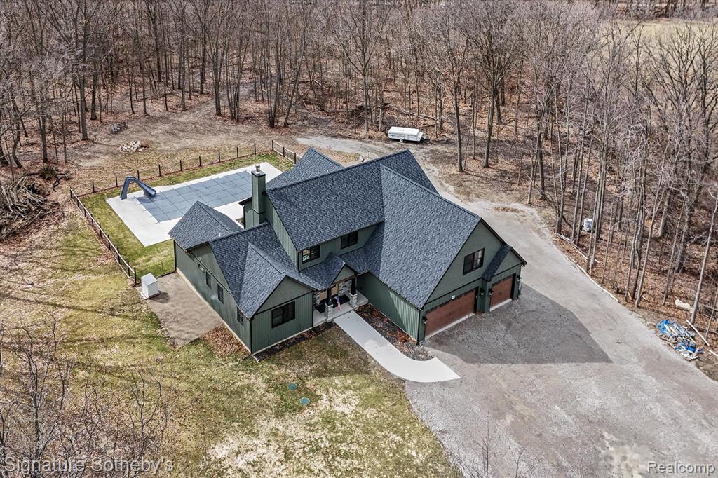 4286 Center Road, Linden, MI 48451 — Photo 2