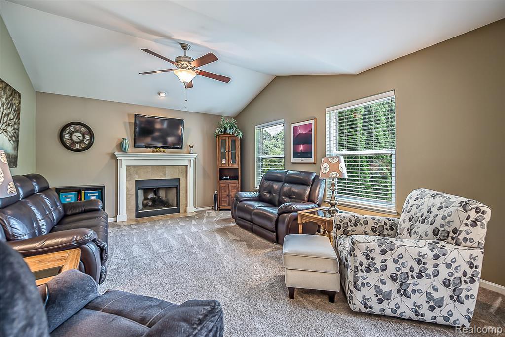 2116 Ore Creek Lane, Brighton, MI 48114 — Photo 18