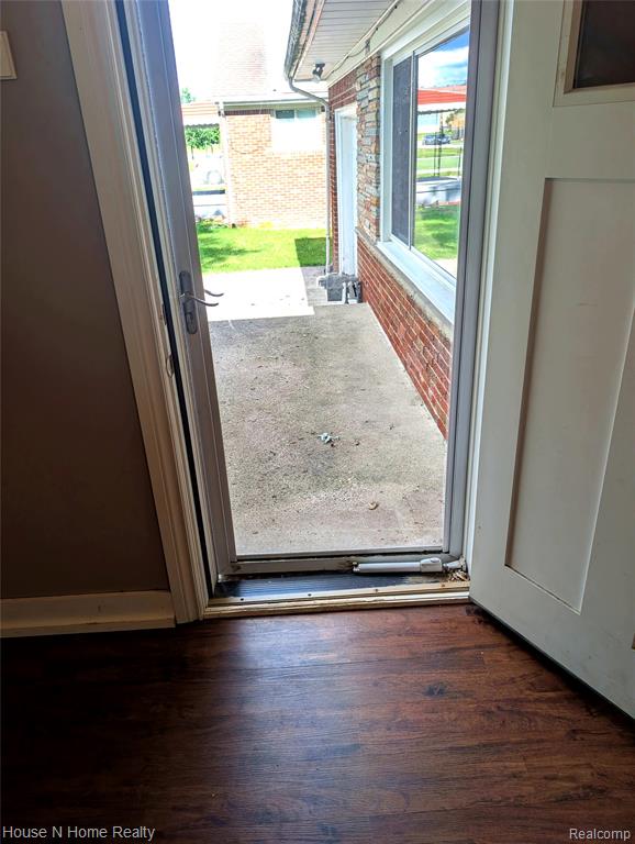 3998 Capitol Avenue, Warren, MI 48091 — Photo 2