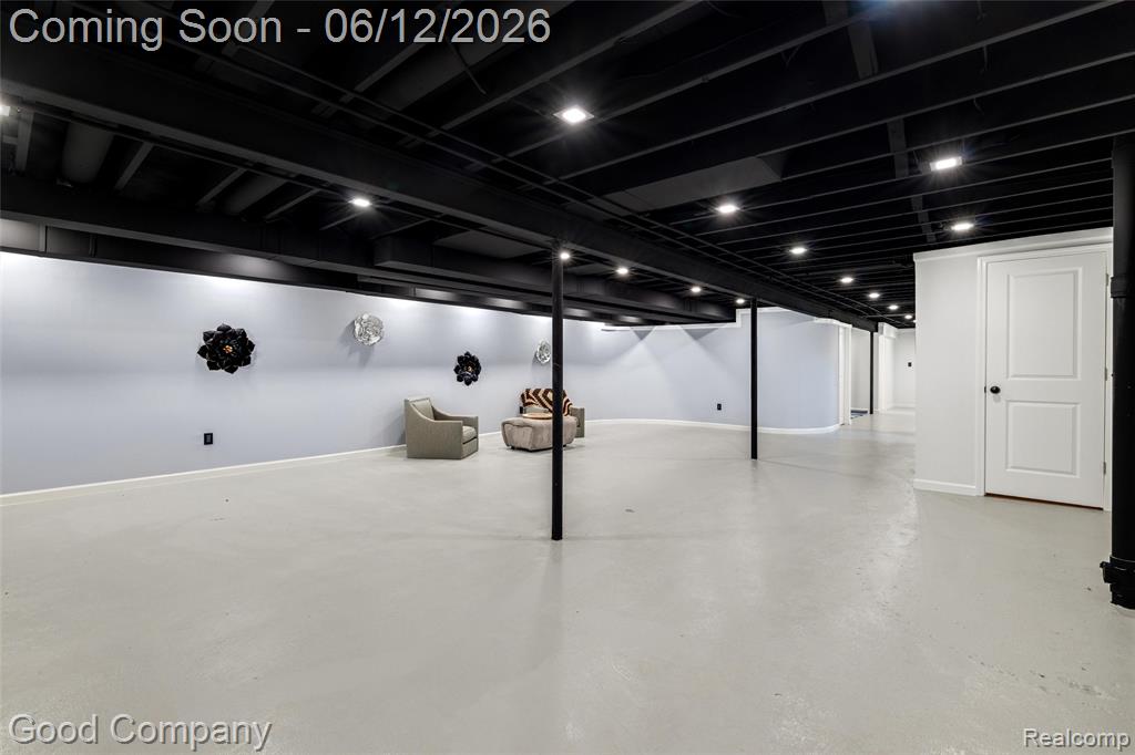 3176 Chambord Drive, West Bloomfield, MI 48323 — Photo 45