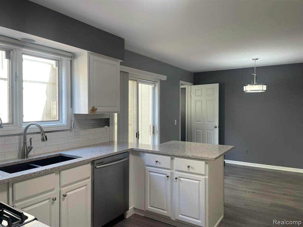 29494 Sylvan Lane, 6, Farmington Hills, MI 48334 — Photo 9