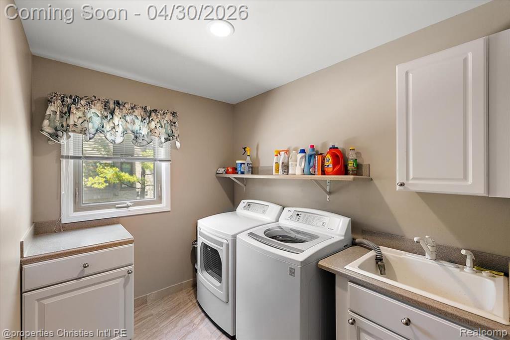 22844 Indianwood Drive, South Lyon, MI 48178 — Photo 50