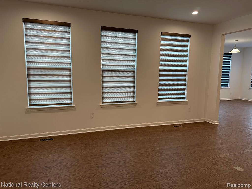 51051 BAILEYS Landing, Canton, MI 48187 — Photo 13