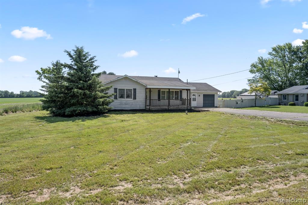 7311 S New Lothrop Road, Durand, MI 48429 — Photo 4