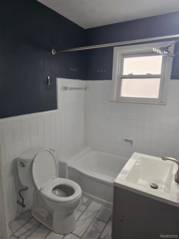 714 E 12 Mile Road, Royal Oak, MI 48073 — Photo 5