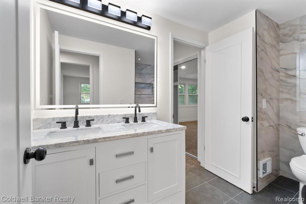 5238 Breeze Hill Place, Troy, MI 48098 — Photo 21