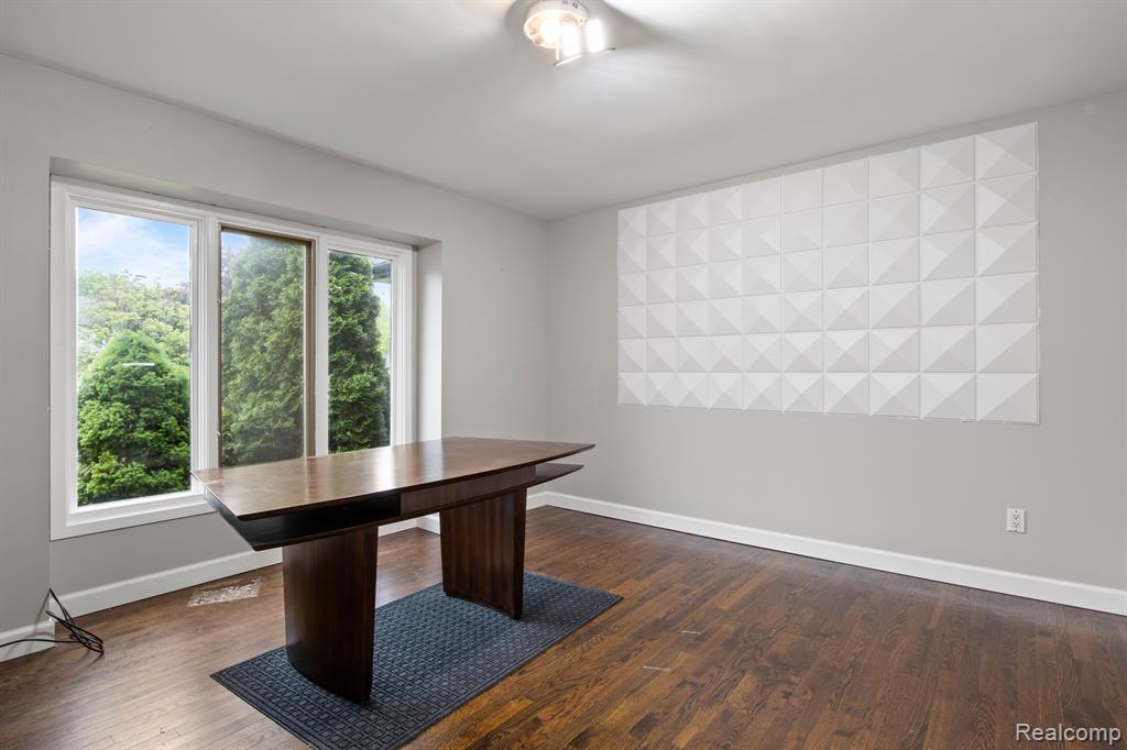4578 PINE VILLAGE Drive, West Bloomfield, MI 48323 — Photo 23