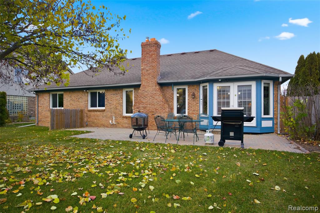 53071 Gregory Drive, Macomb, MI 48042 — Photo 33