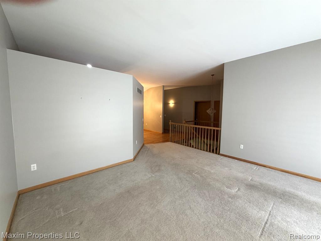 4460 Spruce Court, 135, Warren, MI 48092 — Photo 8