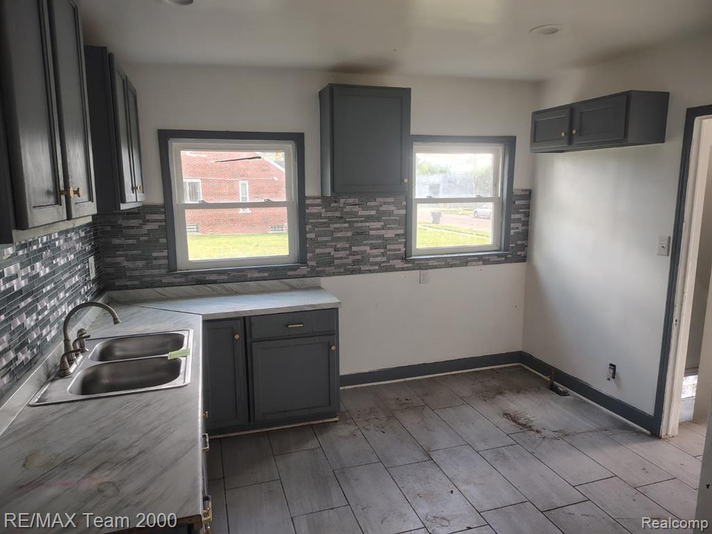 8860 Appoline Street, Detroit, MI 48228 — Photo 9