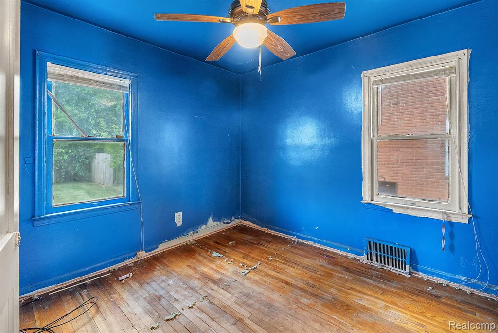 7819 Greenview Avenue, Detroit, MI 48228 — Photo 11