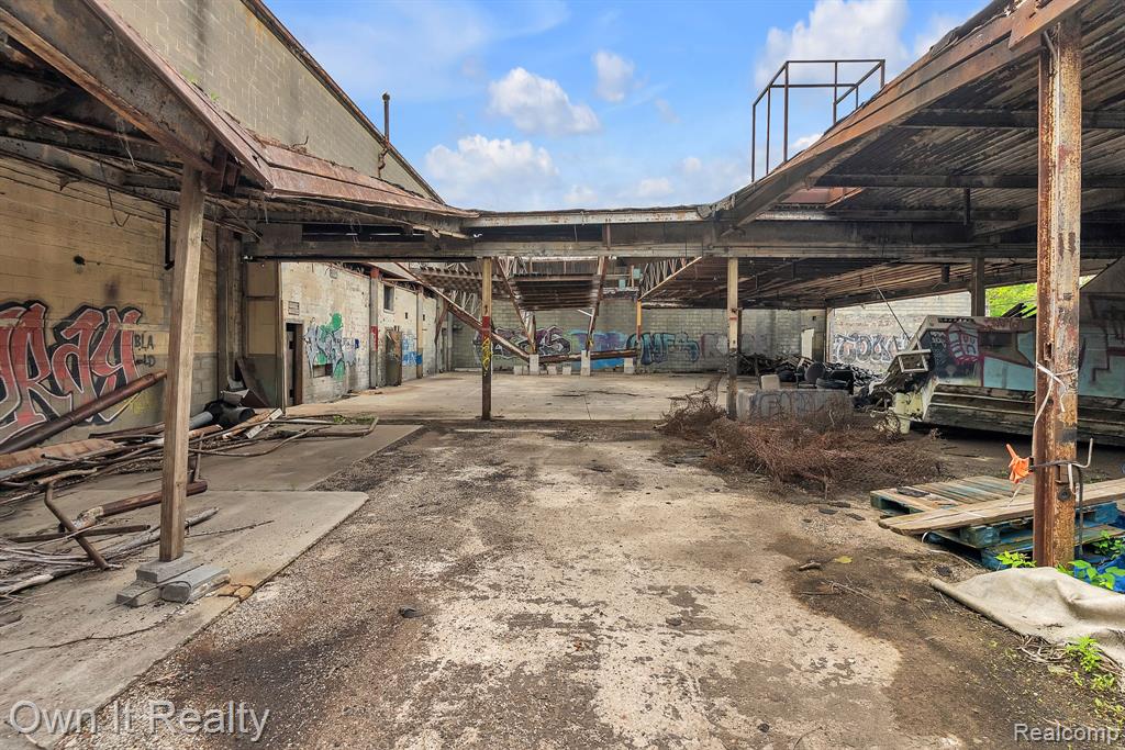 8616 Grinnell Street, Grosse Pointe, MI, 48213