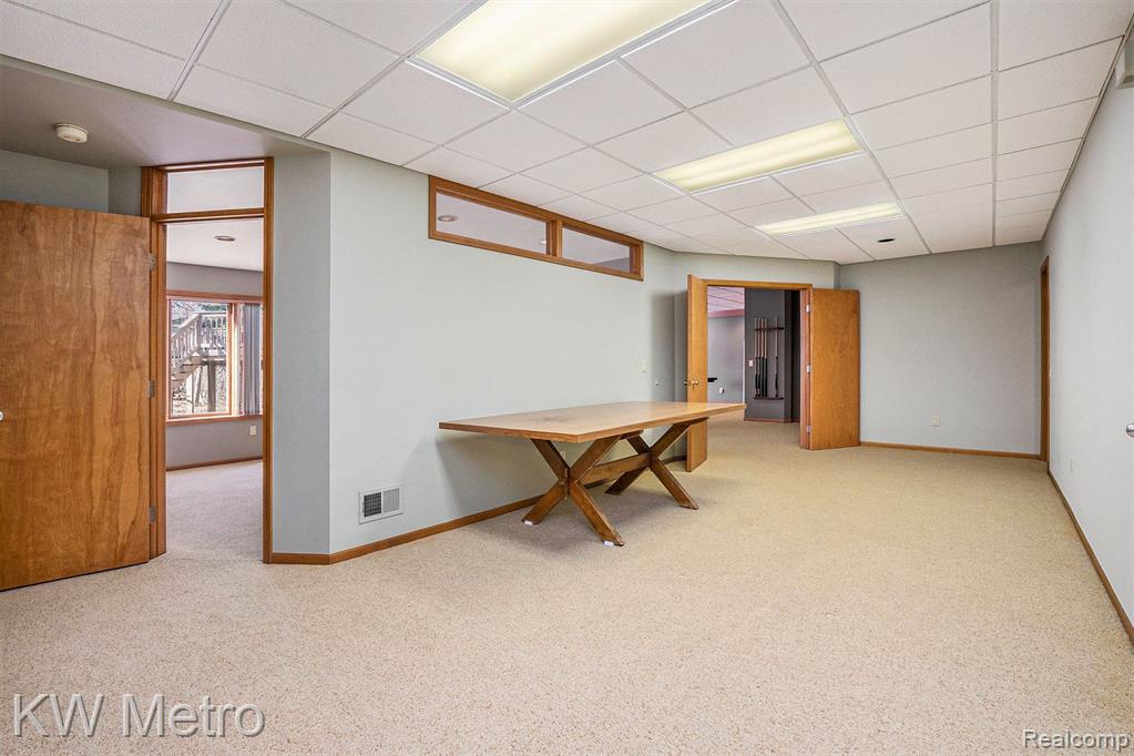 6545 PARK VALLEY Drive, Clarkston, MI 48348 — Photo 33