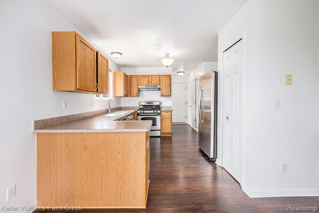 53544 Fox Pointe Drive, New Baltimore, MI 48047 — Photo 10