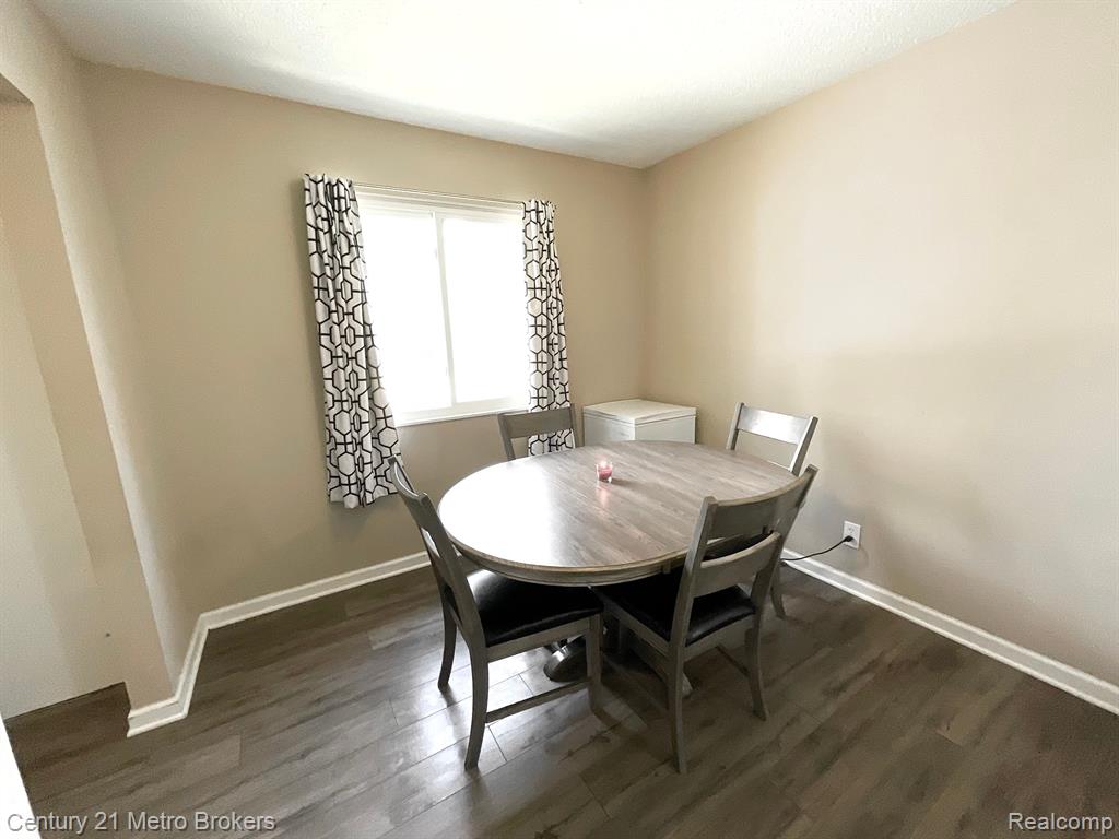 7459 WADE Street, Swartz Creek, MI 48473 — Photo 6
