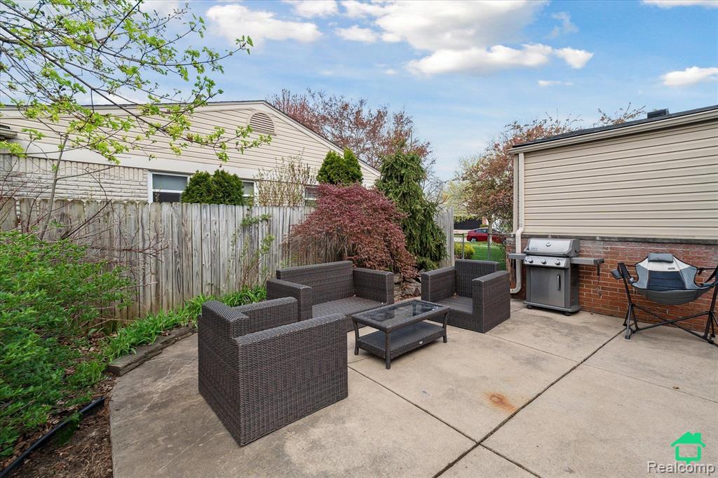 40807 Ivywood Lane, Plymouth, MI 48170 — Photo 39