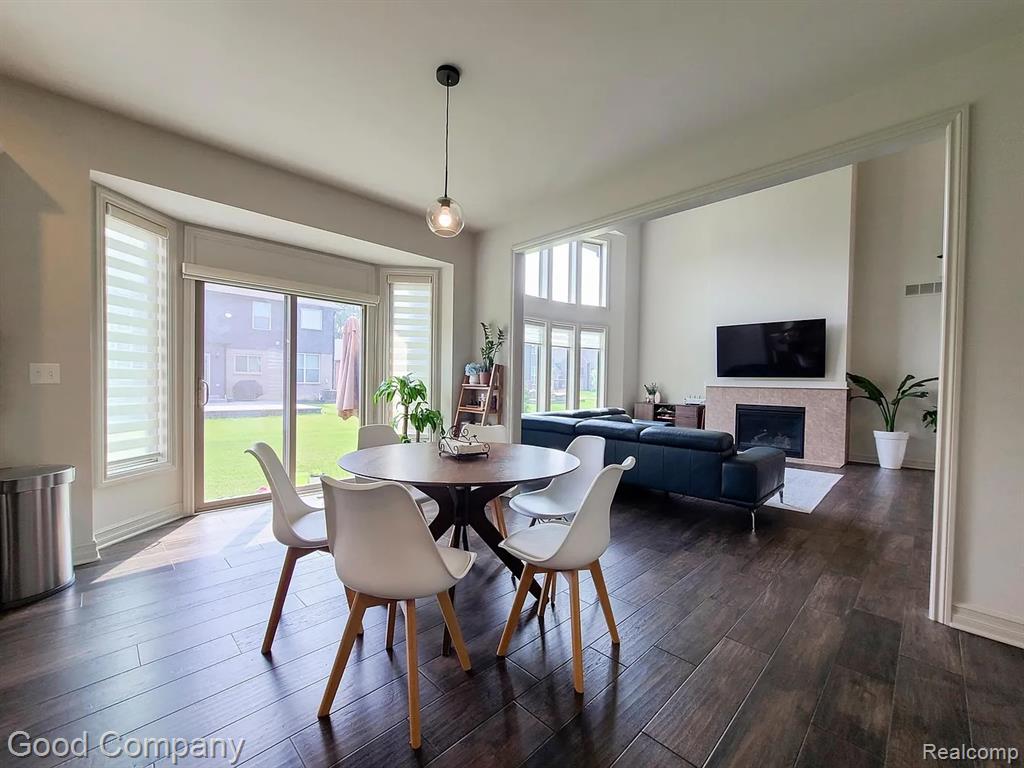 5342 Rangemore Drive, Troy, MI 48085 — Photo 10