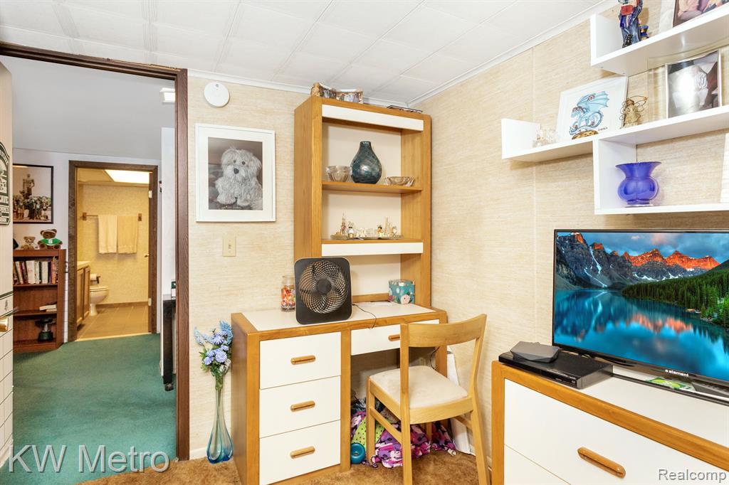 44235 WESTMINISTER Way, Canton, MI 48187 — Photo 40